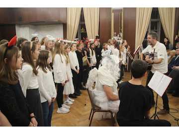 596815592_869779085629489_8148066082464414700_n